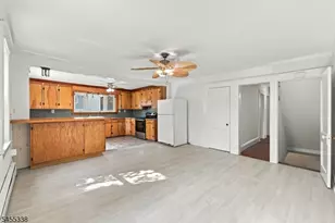 401 Lafayette St, Hackettstown, NJ 07840 - Photo 12