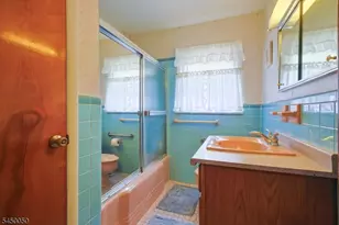 286 Pershing Rd, Clifton, NJ 07013 - Photo 10