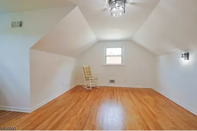 286 Pershing Rd, Clifton, NJ 07013 - Photo 12