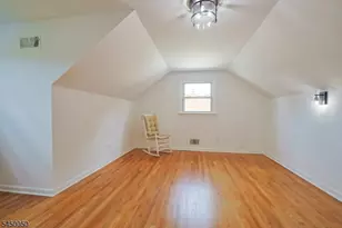286 Pershing Rd, Clifton, NJ 07013 - Photo 12