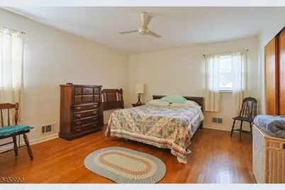 286 Pershing Rd, Clifton, NJ 07013 - Photo 8