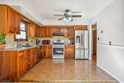 2441 Morse Ave, Scotch Plains Township, NJ 07076 - Photo 4