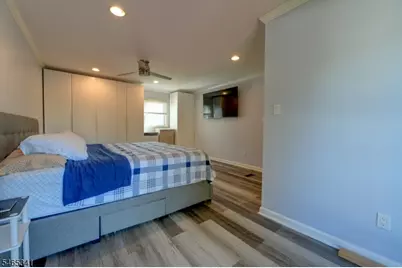 5 Dari Ct, Lincoln Park, NJ 07035 - Photo 20