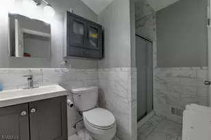 5 Dari Ct, Lincoln Park, NJ 07035 - Photo 16