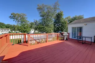 5 Dari Ct, Lincoln Park, NJ 07035 - Photo 30