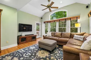 36 Rockwood Rd, Florham Park, NJ 07932 - Photo 10