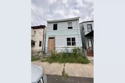 15 Southard St, Paterson, NJ 07501 - Photo 1