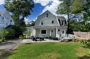 8 Franklin Pl, Montclair Twp., NJ 07042 - Photo 32