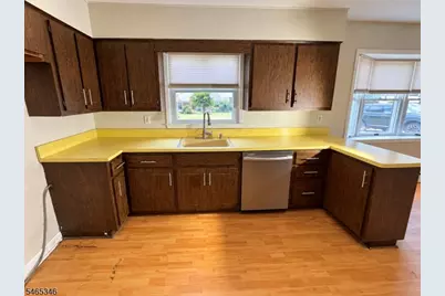 21 Woodland Ave, Butler, NJ 07405 - Photo 6