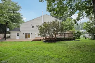 38 Billingsley Dr, Livingston, NJ 07039 - Photo 46