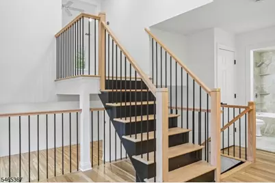 38 Billingsley Dr, Livingston, NJ 07039 - Photo 18