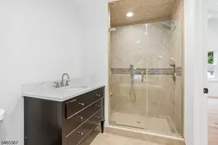 38 Billingsley Dr, Livingston, NJ 07039 - Photo 26