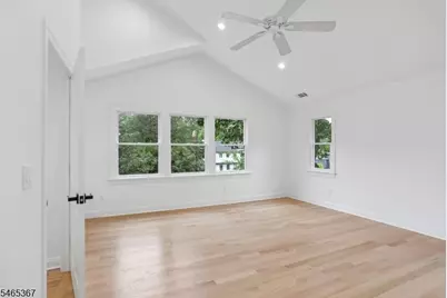 38 Billingsley Dr, Livingston, NJ 07039 - Photo 28