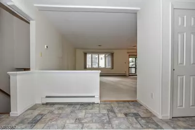 19 Dogwood Dr, Newton, NJ 07860 - Photo 4