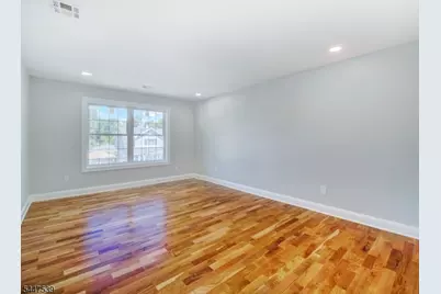 735 Vernon Ave, Kenilworth, NJ 07033 - Photo 20