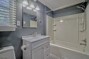 47 Court St, Flemington, NJ 08822 - Photo 22