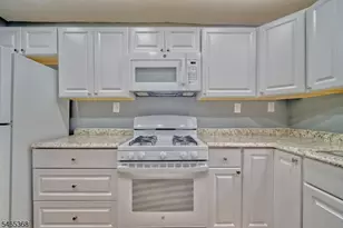 47 Court St, Flemington, NJ 08822 - Photo 8