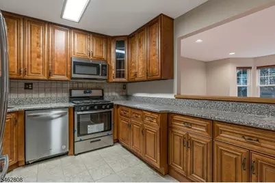 293 Greenfield Rd, Bridgewater, NJ 08807 - Photo 6