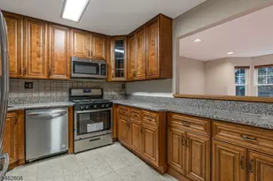 293 Greenfield Rd, Bridgewater, NJ 08807 - Photo 6
