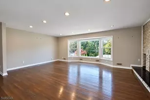 22 Mountainside Dr, Morris Township, NJ 07960 - Photo 6