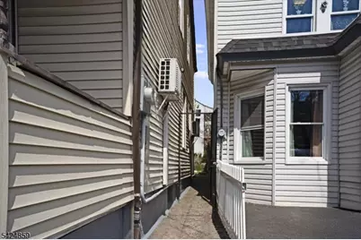 94 Manchester Ave, Paterson, NJ 07502 - Photo 24