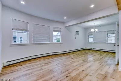 40 Grove St, Elmwood Park, NJ 07407 - Photo 18