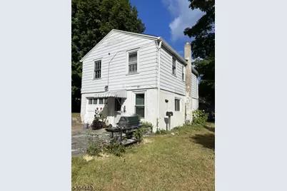 25 Homestead Ave, Butler, NJ 07405 - Photo 2
