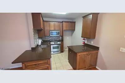 1312 Hamilton St, Belleville, NJ 07109 - Photo 4