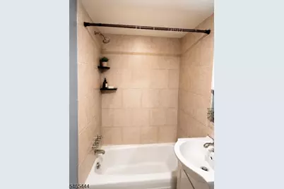 405 Clifton Blvd #R, Clifton, NJ 07013 - Photo 6