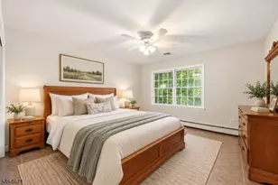 24 Taylor Ct, Parsippany, NJ 07054 - Photo 20