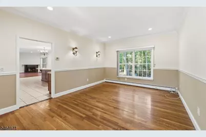 24 Taylor Ct, Parsippany, NJ 07054 - Photo 8