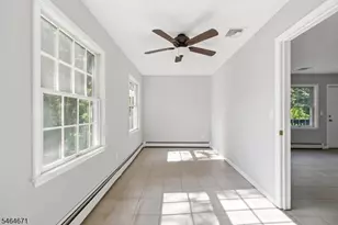 24 Taylor Ct, Parsippany, NJ 07054 - Photo 34