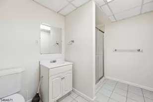 24 Taylor Ct, Parsippany, NJ 07054 - Photo 38