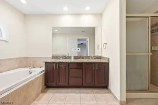 24 Taylor Ct, Parsippany, NJ 07054 - Photo 26