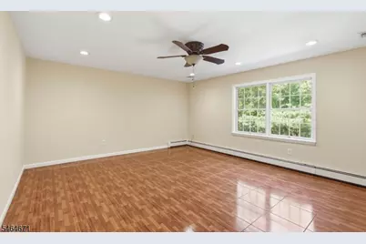 24 Taylor Ct, Parsippany, NJ 07054 - Photo 22