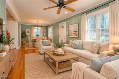 126 Hillman Dr, Elmwood Park, NJ 07407 - Photo 6