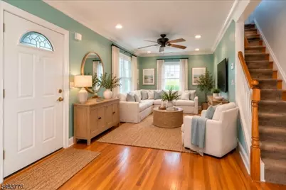 126 Hillman Dr, Elmwood Park, NJ 07407 - Photo 8