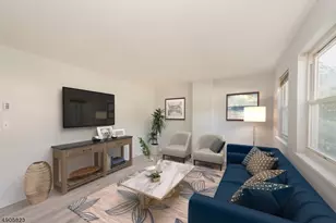 62 King Cole Rd, Hamburg, NJ 07419 - Photo 1