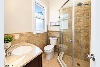 31 Blakely Pl, Garfield, NJ 07026 - Photo 14