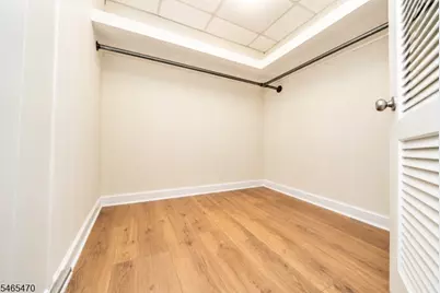 31 Blakely Pl, Garfield, NJ 07026 - Photo 4