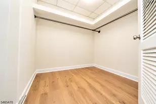 31 Blakely Pl, Garfield, NJ 07026 - Photo 4