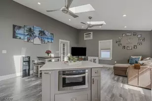 12 Essex Ave, Bernardsville, NJ 07924 - Photo 16
