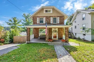 12 Essex Ave, Bernardsville, NJ 07924 - Photo 1