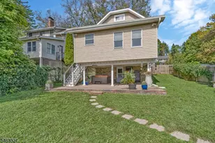 12 Essex Ave, Bernardsville, NJ 07924 - Photo 36