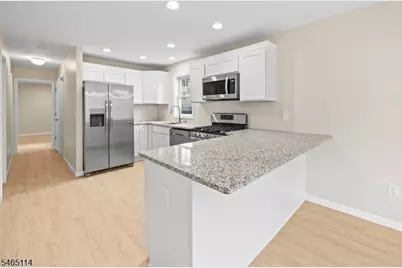 26 N Burnett St, East Orange, NJ 07017 - Photo 6