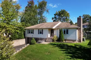 1 Longfellow Ln, Clark Township, NJ 07066 - Photo 42