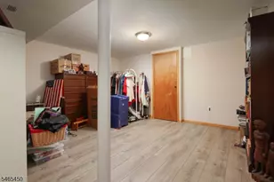 1 Longfellow Ln, Clark Township, NJ 07066 - Photo 30
