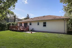 1 Longfellow Ln, Clark Township, NJ 07066 - Photo 38
