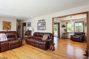 1 Longfellow Ln, Clark Township, NJ 07066 - Photo 10