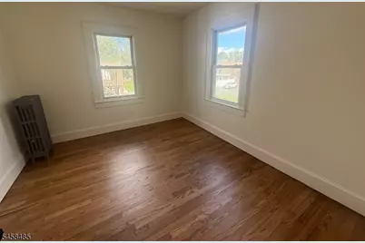 16 Lexington Ave #2L, Montclair, NJ 07042 - Photo 14